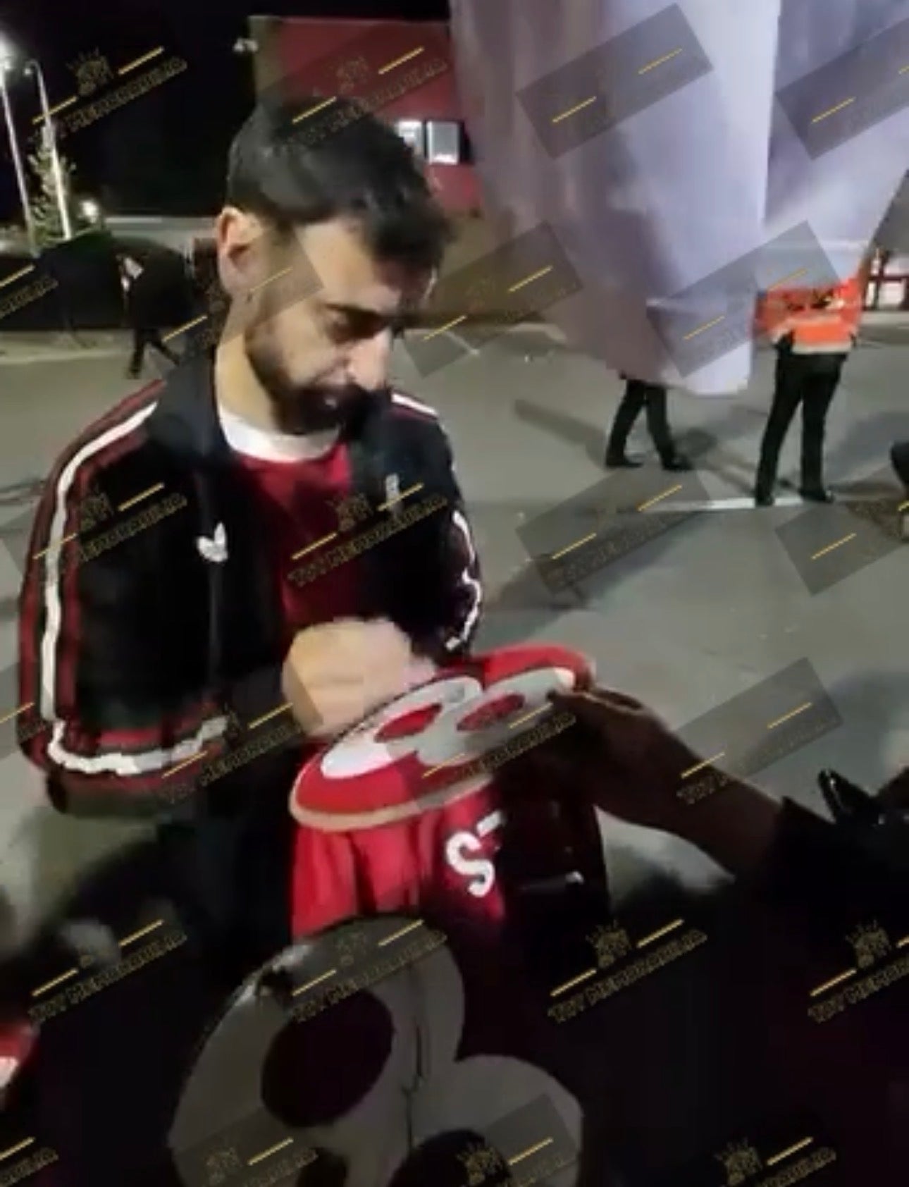Bruno Fernandes Manchester United - Signed Shirt/Jersey - With Proof