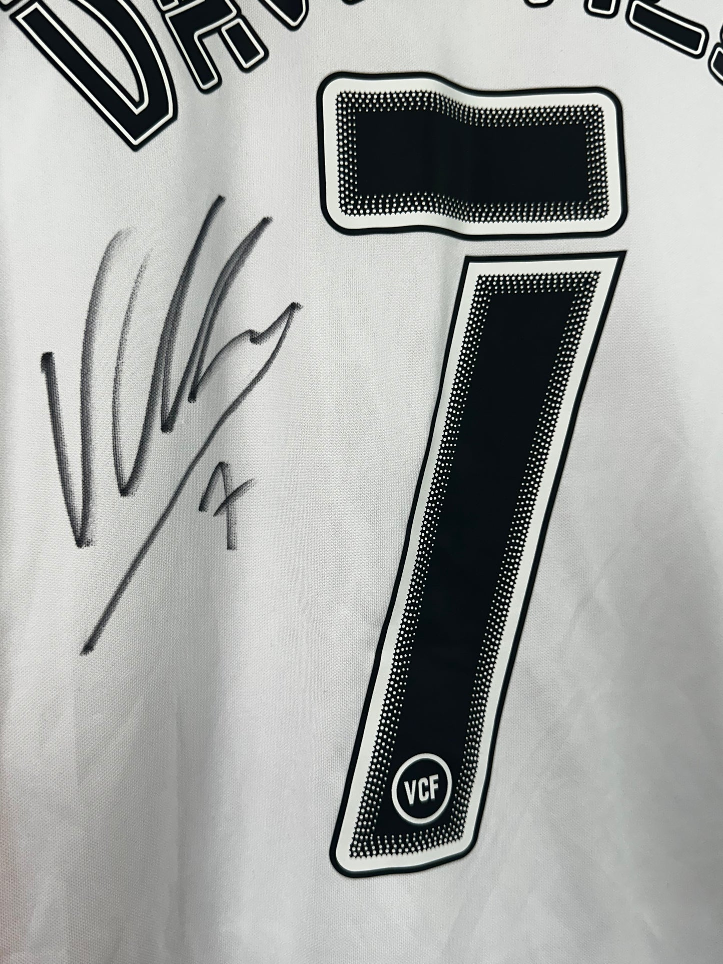 David Villa Valencia - Signed Shirt/Jersey - With Proof