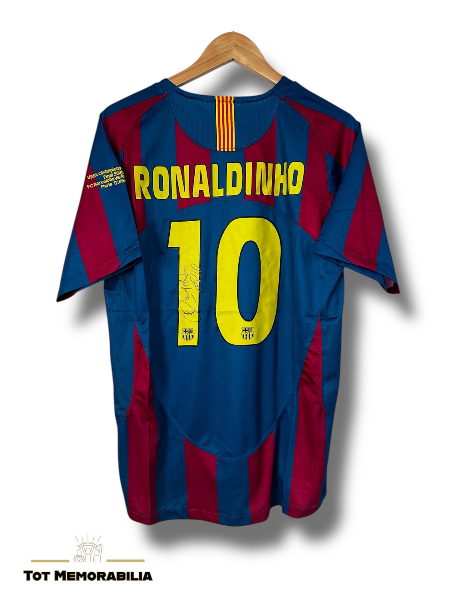 Ronaldinho Fc Barcelona - Signed Shirt/Jersey - With Proof
