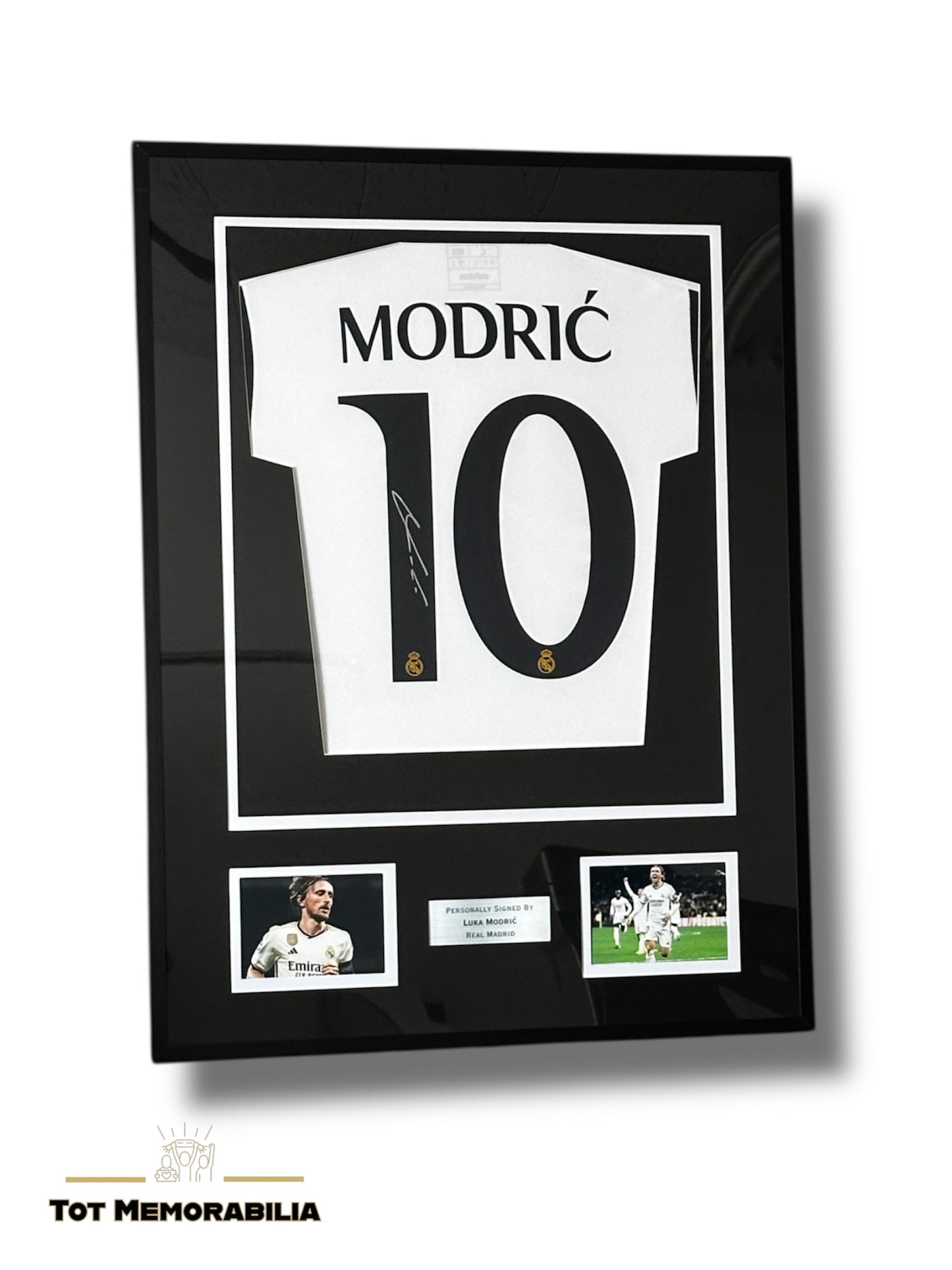 Luka Modric Real Madrid - Signed & Framed Shirt/Jersey - Signing Session