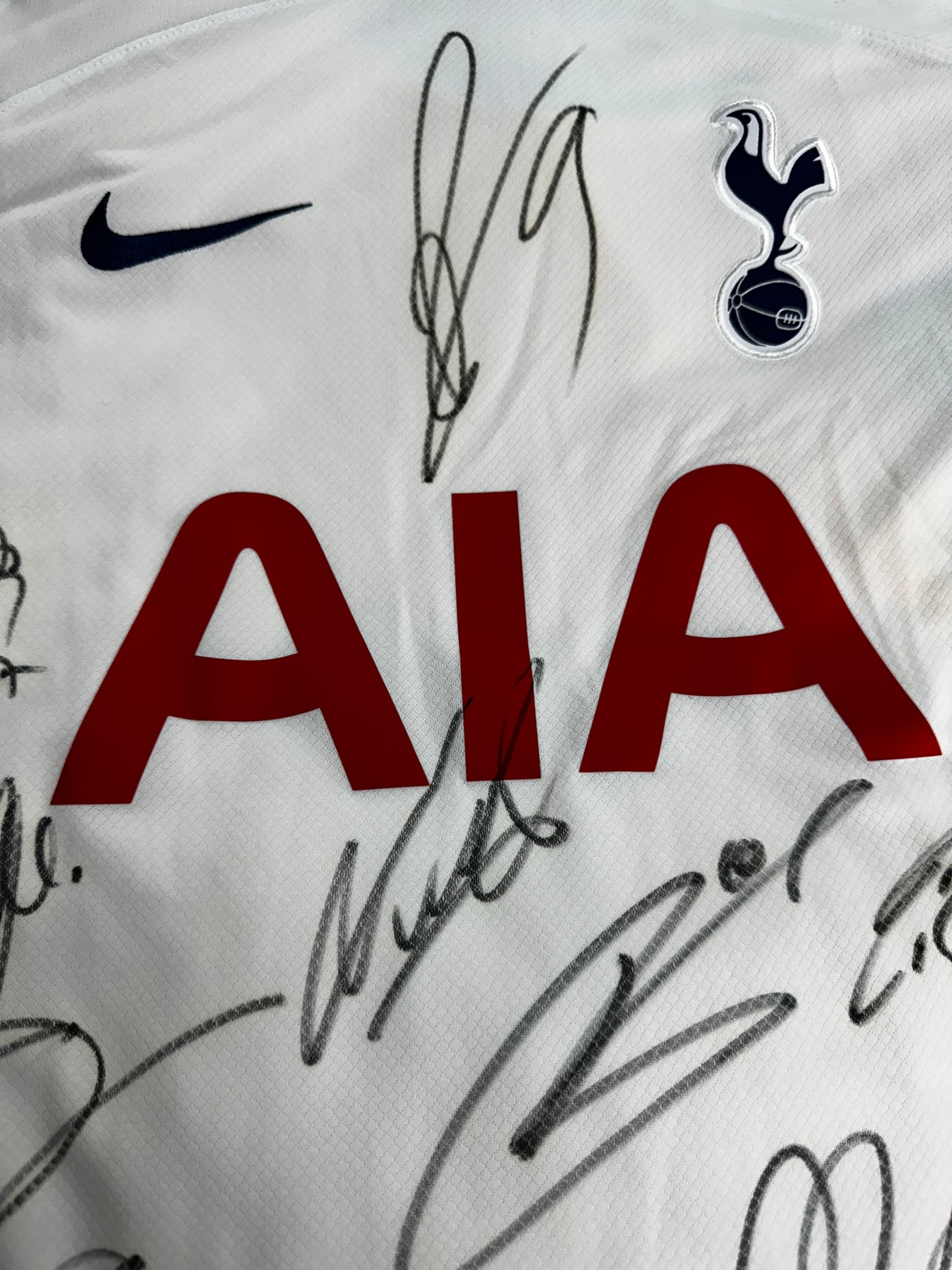 Full Squad Tottenham Hotspur - Signed Shirt/Jersey - With Club COA