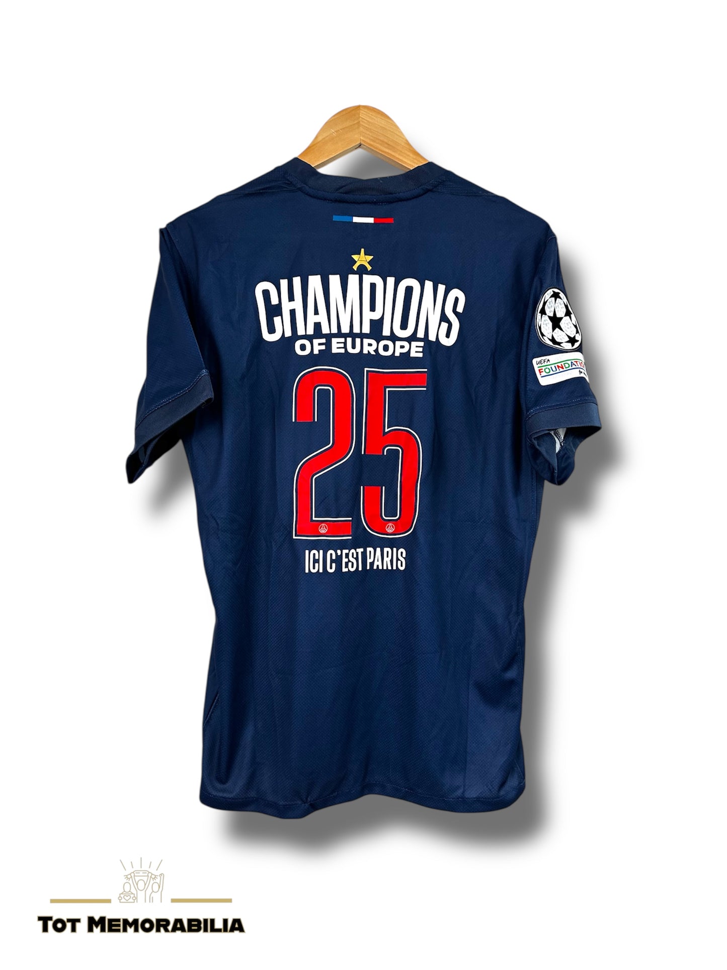 Squad Signed PSG UCL WINNERS - Signed Jersey/Shirt - With Proof