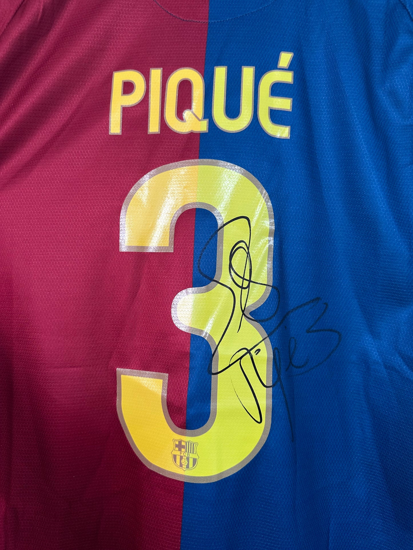 Pique Fc Barcelona - Signed Shirt/Jersey - With Proof