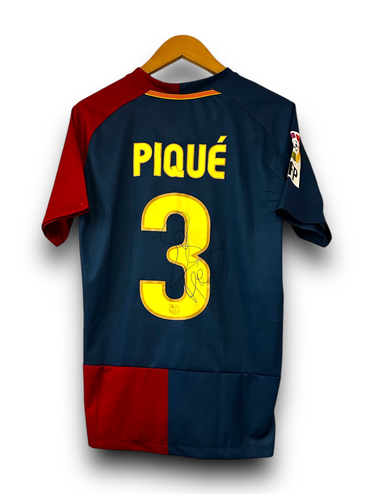 Pique Fc Barcelona - Signed Shirt/Jersey - With Proof