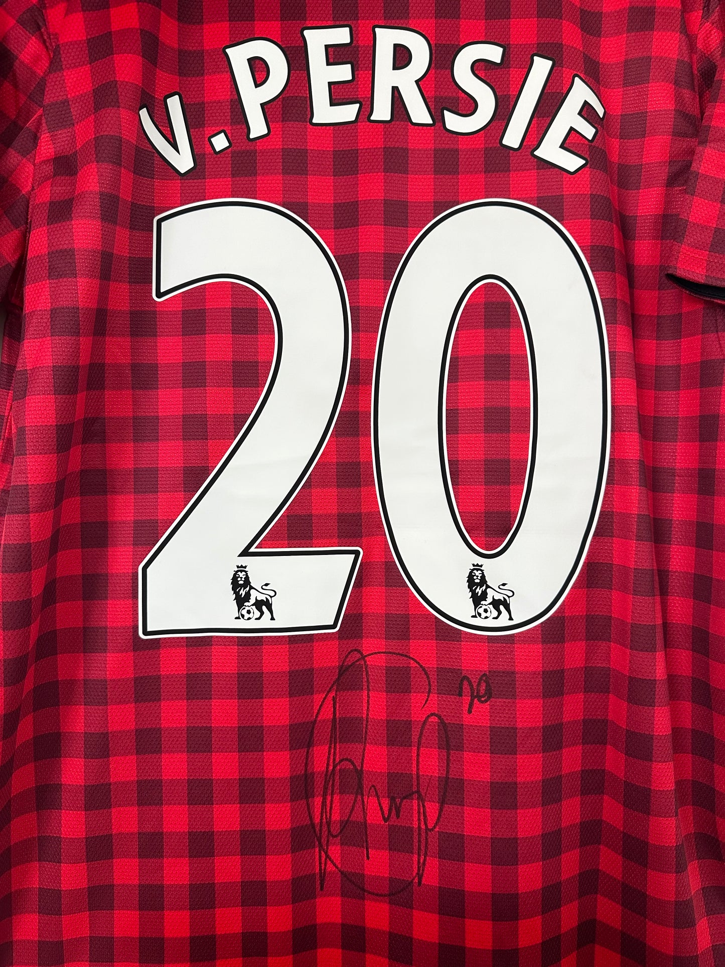 Robin van Persie Manchester United - Signed & Framed Shirt/Jersey - Signing Session