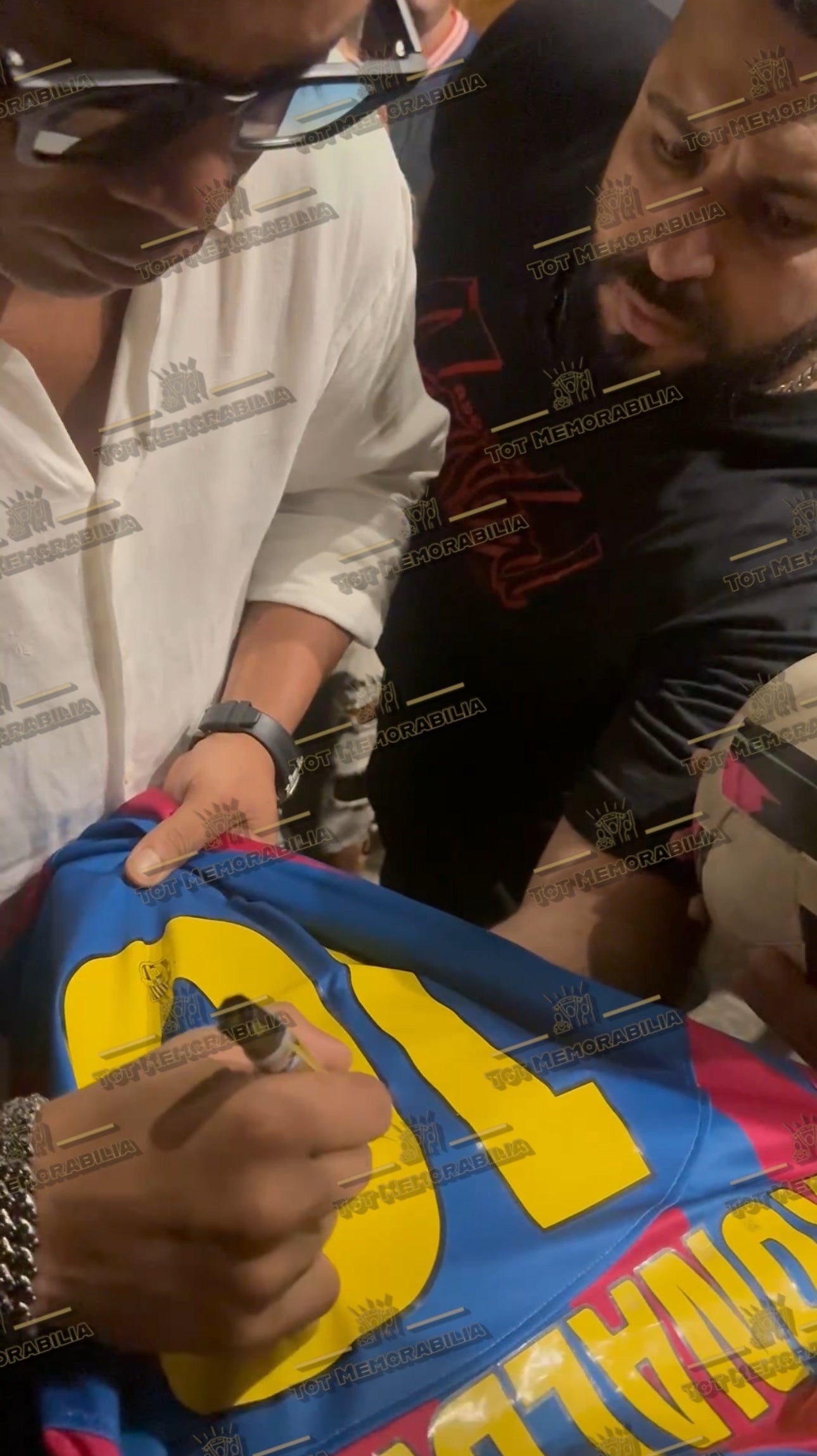 Ronaldinho Fc Barcelona - Signed Shirt/Jersey - With Proof