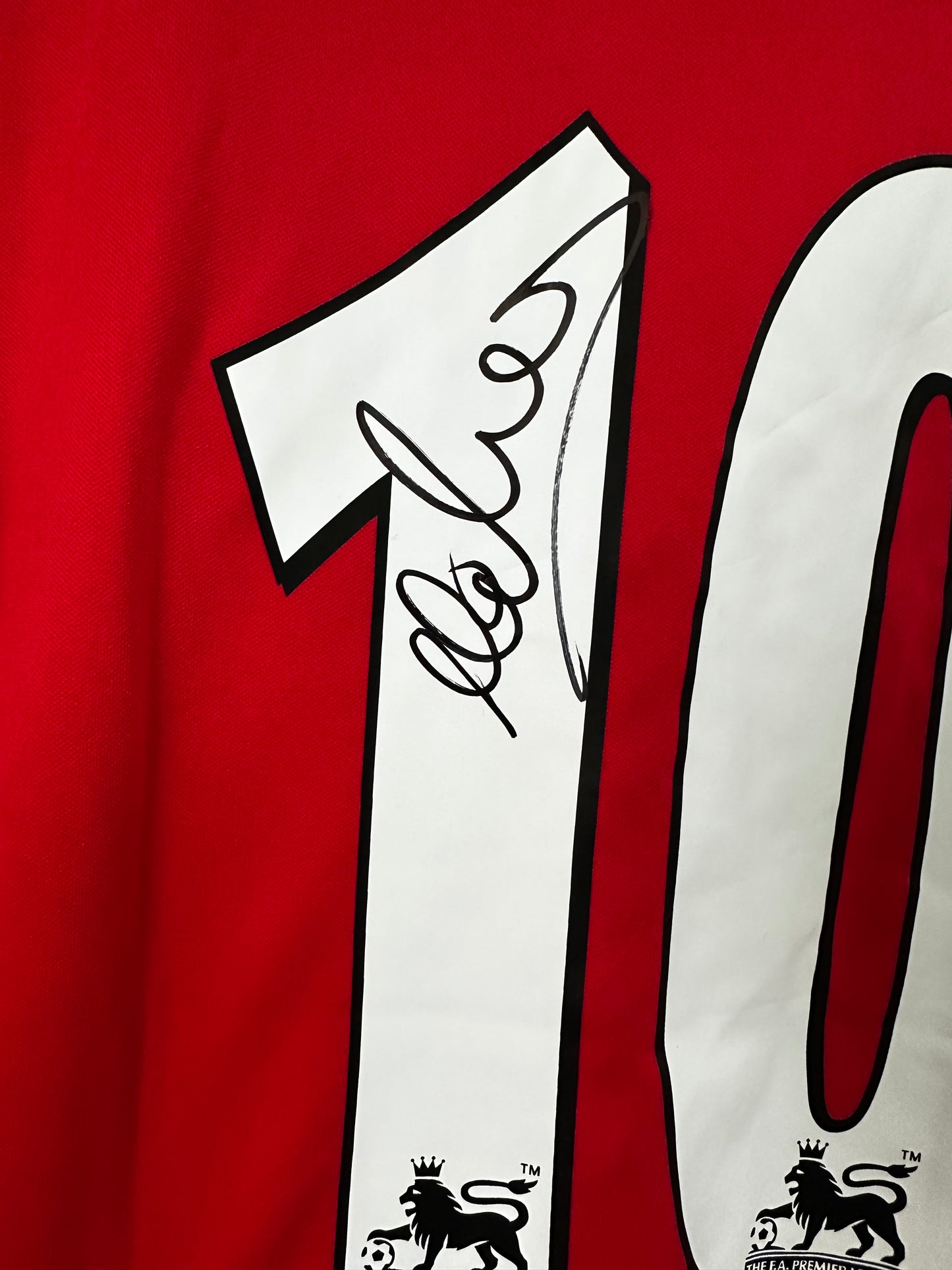 Michael Owen Liverpool - Signed Shirt/Jersey - With Proof