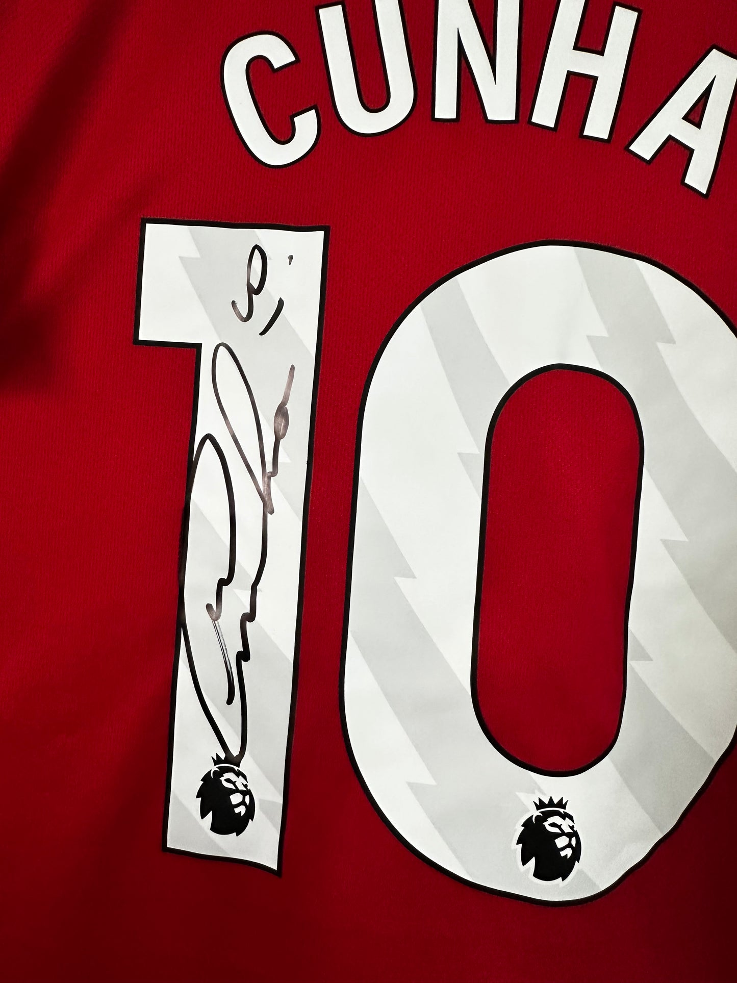 Cunha Manchester United - Signed Shirt/Jersey - With Proof
