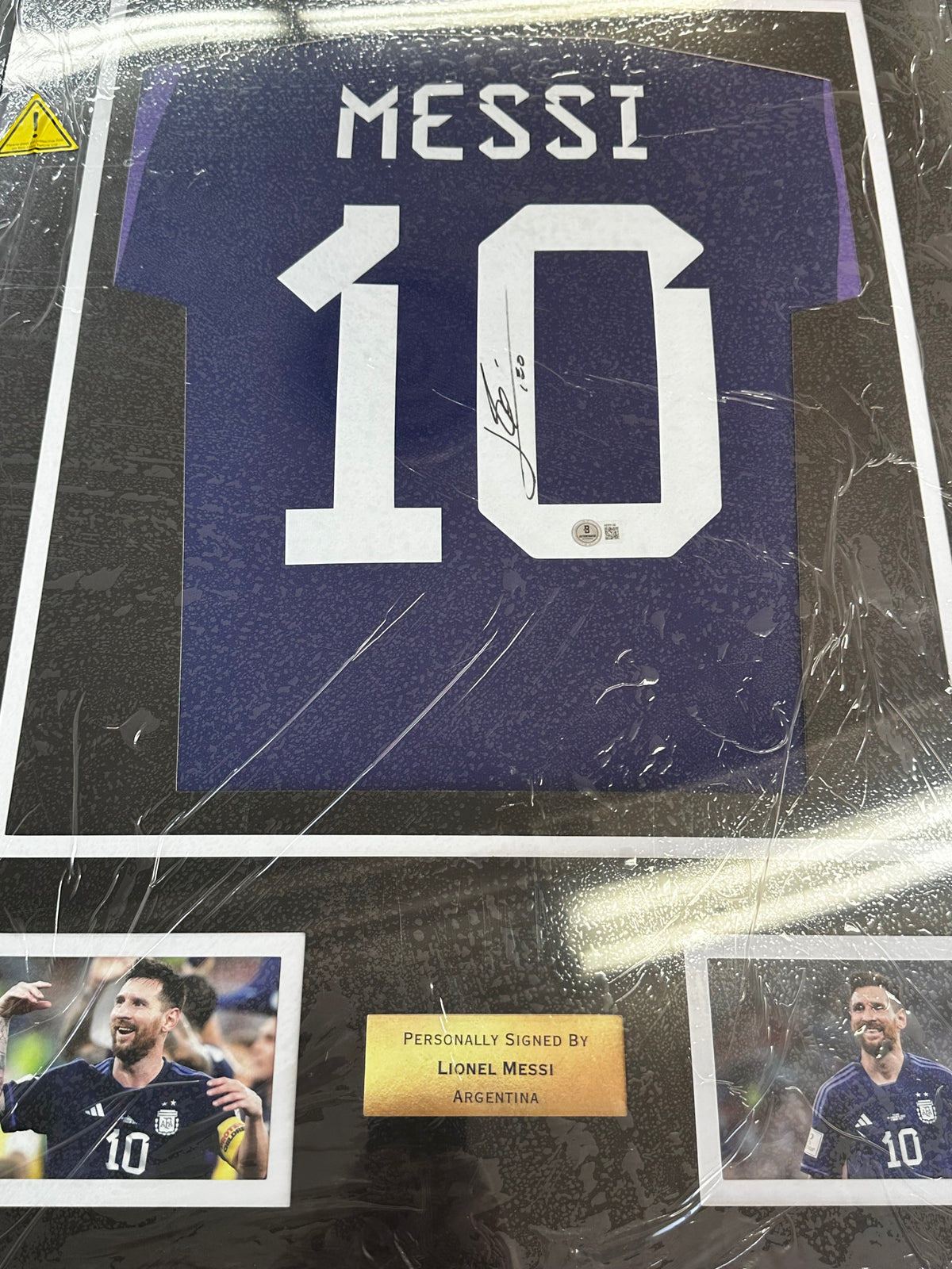 Lionel Messi Argentina - Signed & Framed Shirt/Jersey - With Beckett LOA