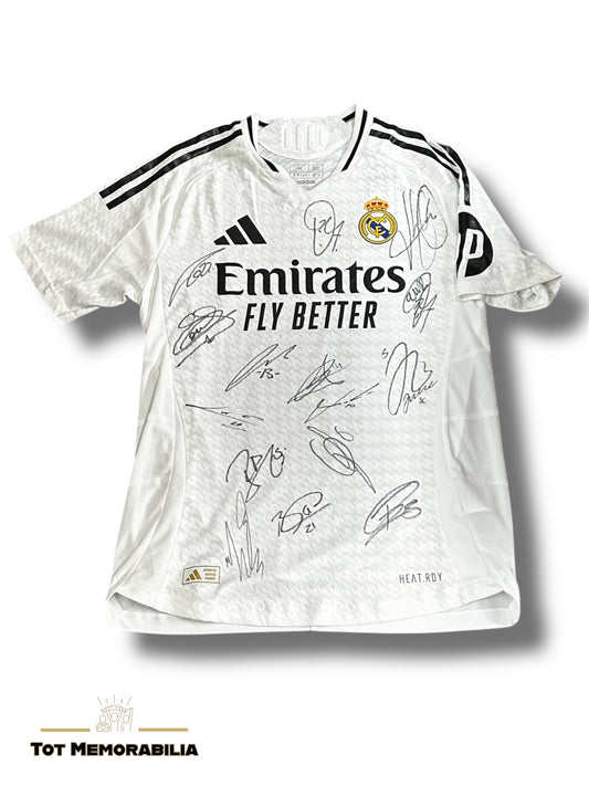 Full Squad Real Madrid - Signed Jersey/Shirt