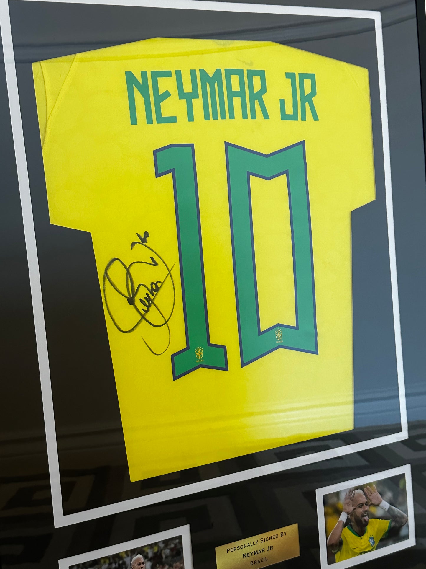 Neymar Jr Brazil - Signed & Framed - Proof