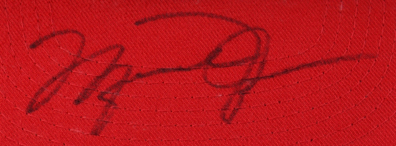 Michael Jordan Chicago Bulls - Signed Hat - Beckett COA