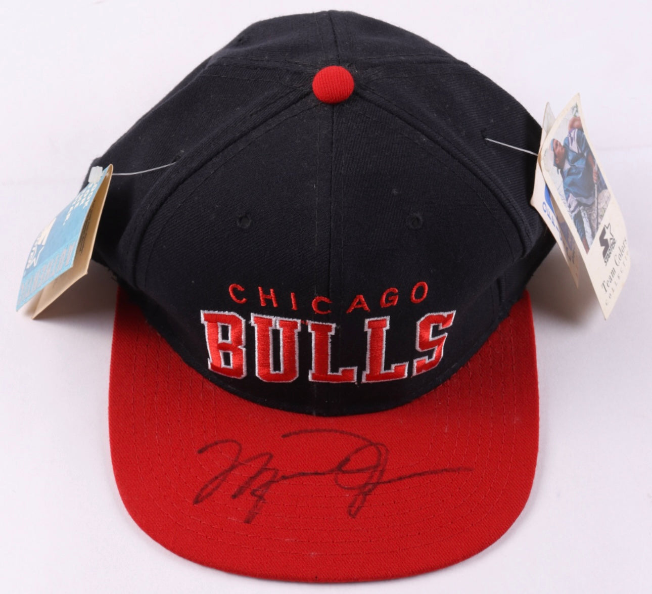 Michael Jordan Chicago Bulls - Signed Hat - Beckett COA